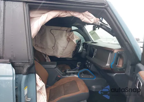 2022 Ford Bronco Outer Banks z USA, uszkodzony, nr VIN 1FMDE5BHXNLA85790